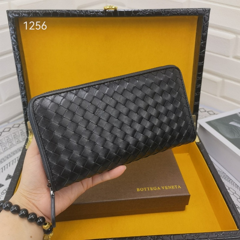 Bottega Veneta Wallet 1